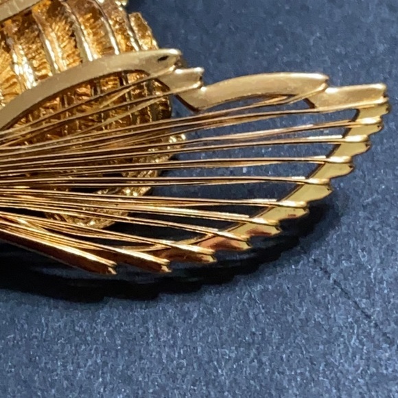 🖤VTG💕MONET Cicada design brooch - Picture 7 of 13